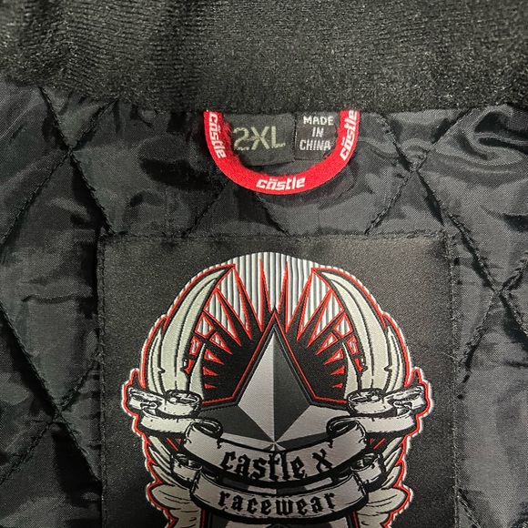 Castle X snowmobile jacket - Picture 6 of 6